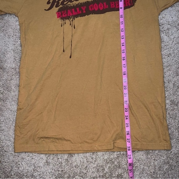 Red Stripe Really Cool Beer Mustard Yellow T-shirt Size Medium - Picture 2 of 8